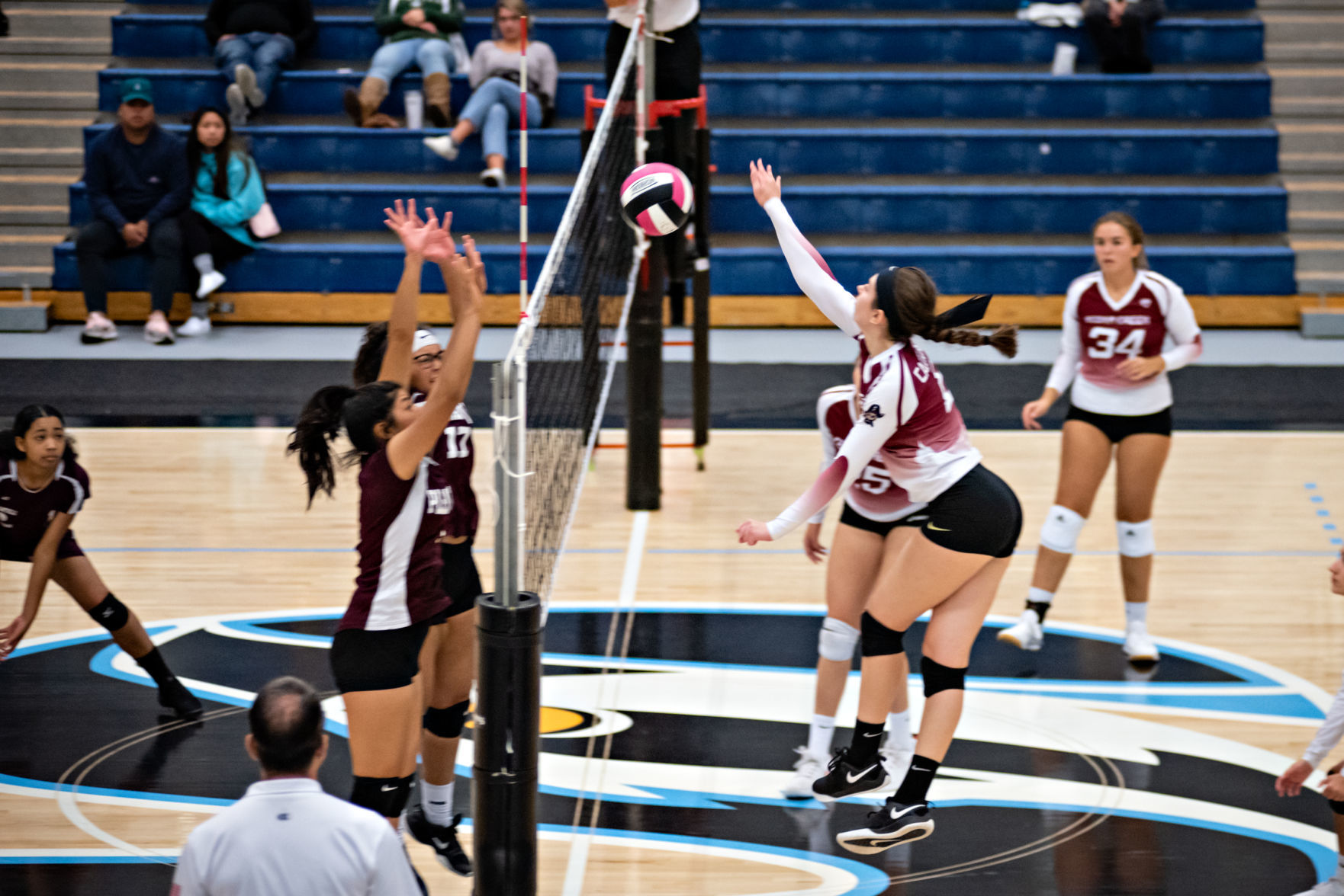 102019_spt_calvolleyball